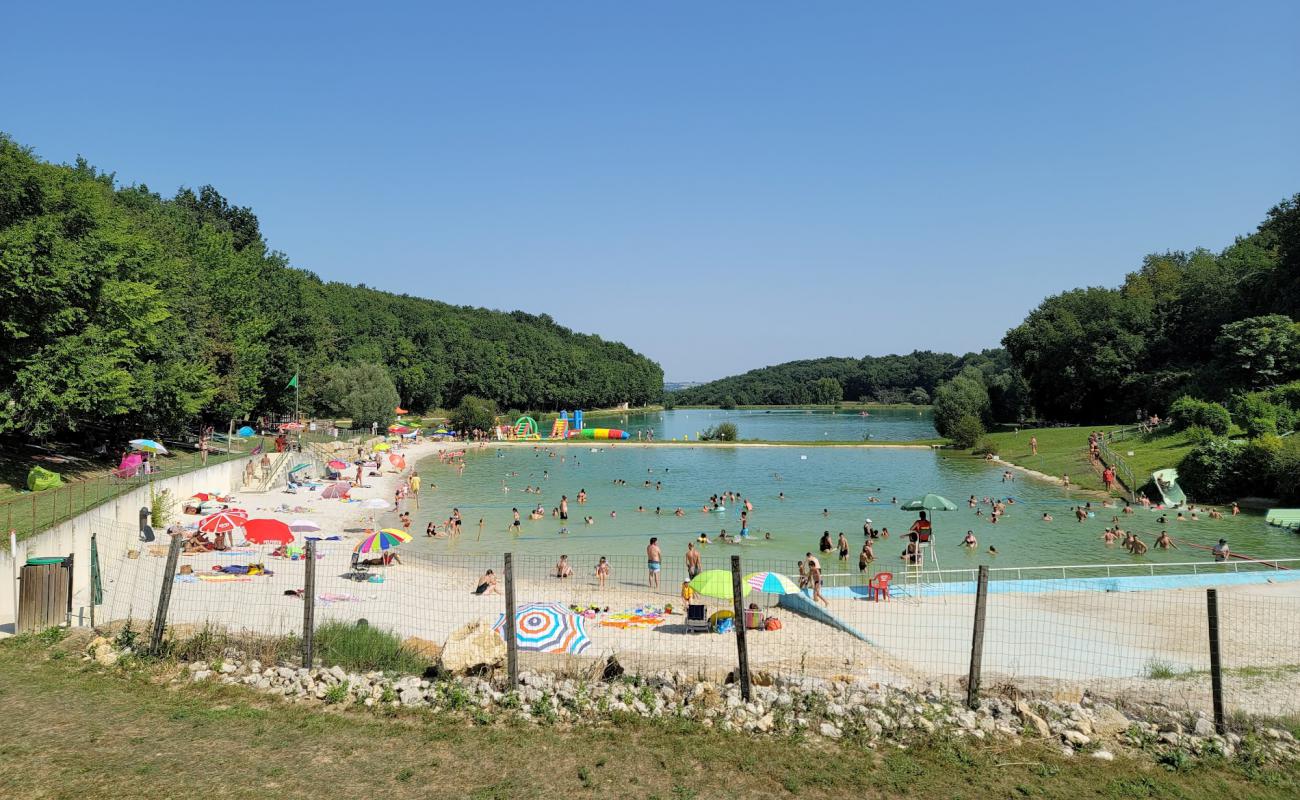 Plage de Loisirs de Saint-Clar'in fotoğrafı parlak kum yüzey ile