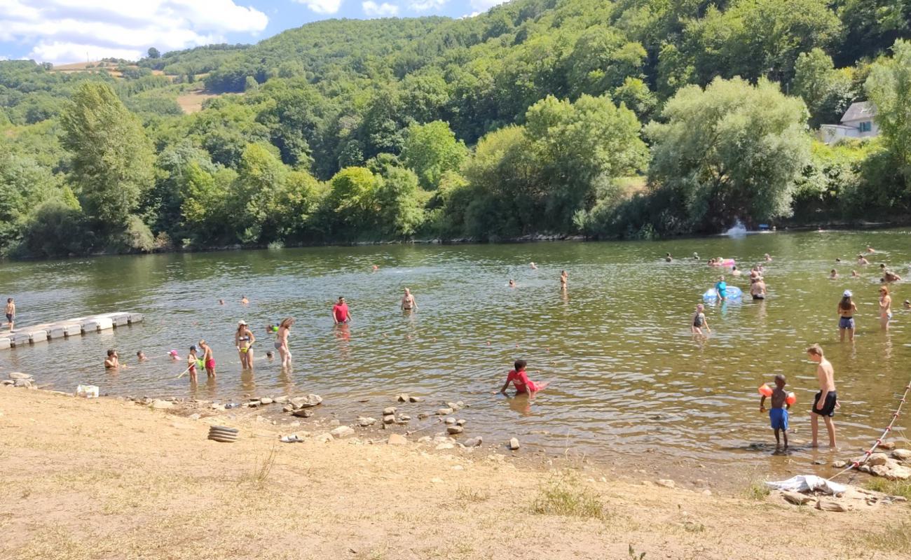 Trebas Plage'in fotoğrafı taşlar yüzey ile