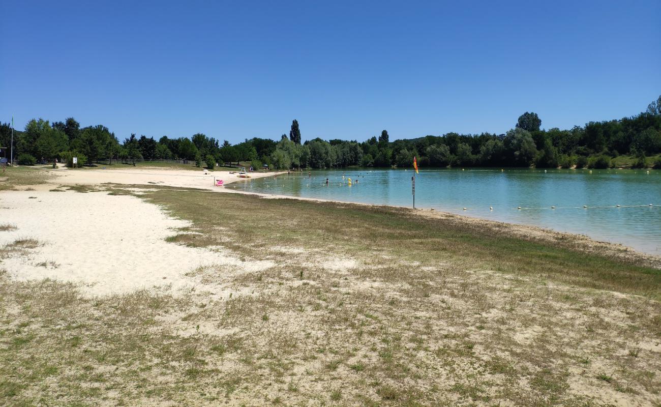 Plage Pombonne'in fotoğrafı parlak kum yüzey ile