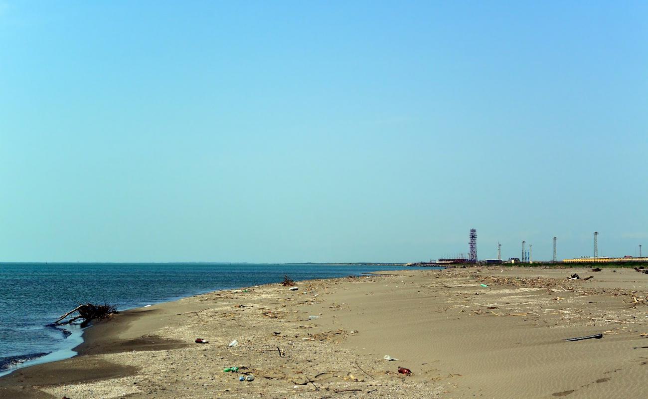 Kulevi beach'in fotoğrafı parlak kum yüzey ile