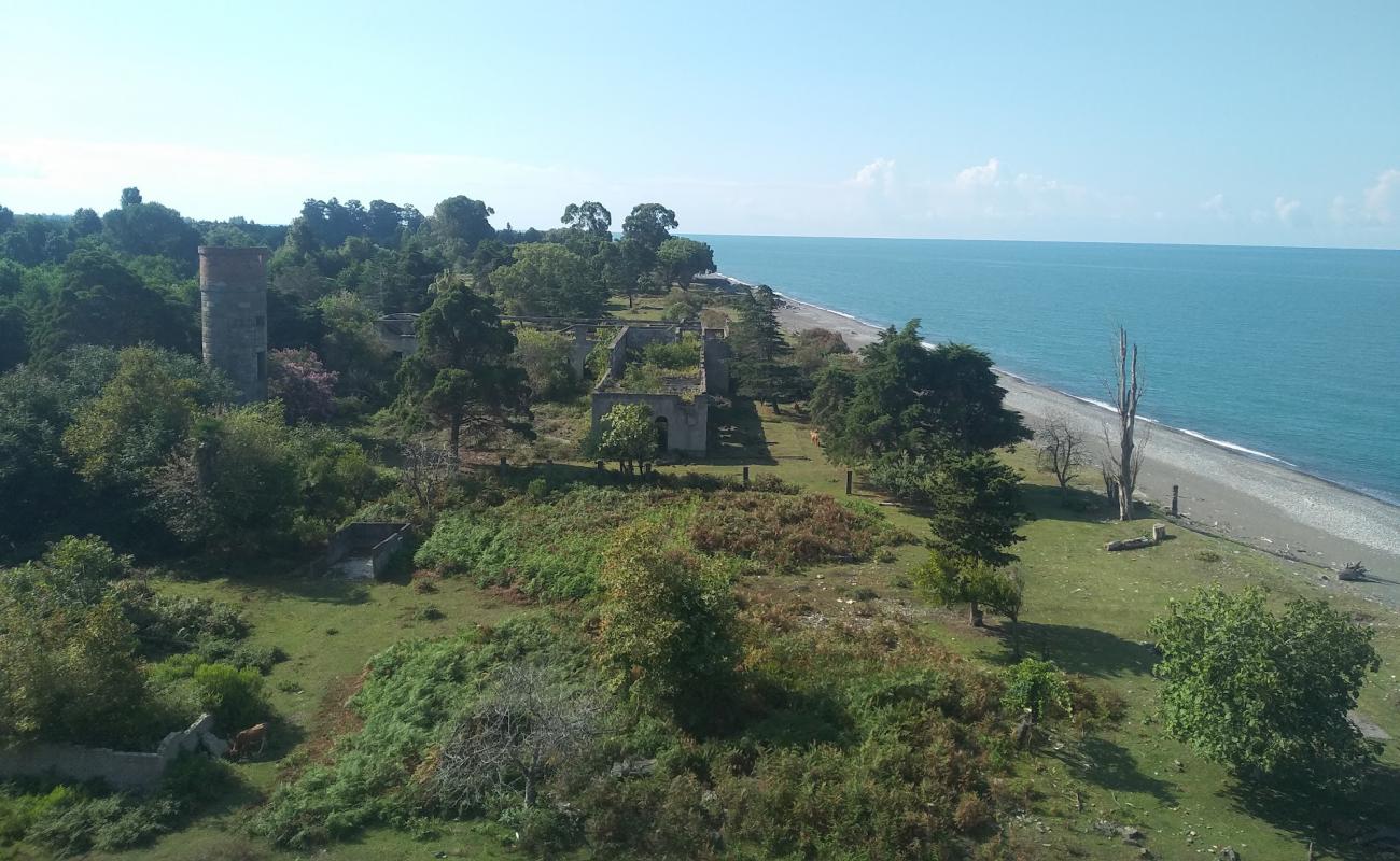 Varcha beach'in fotoğrafı hafif çakıl yüzey ile