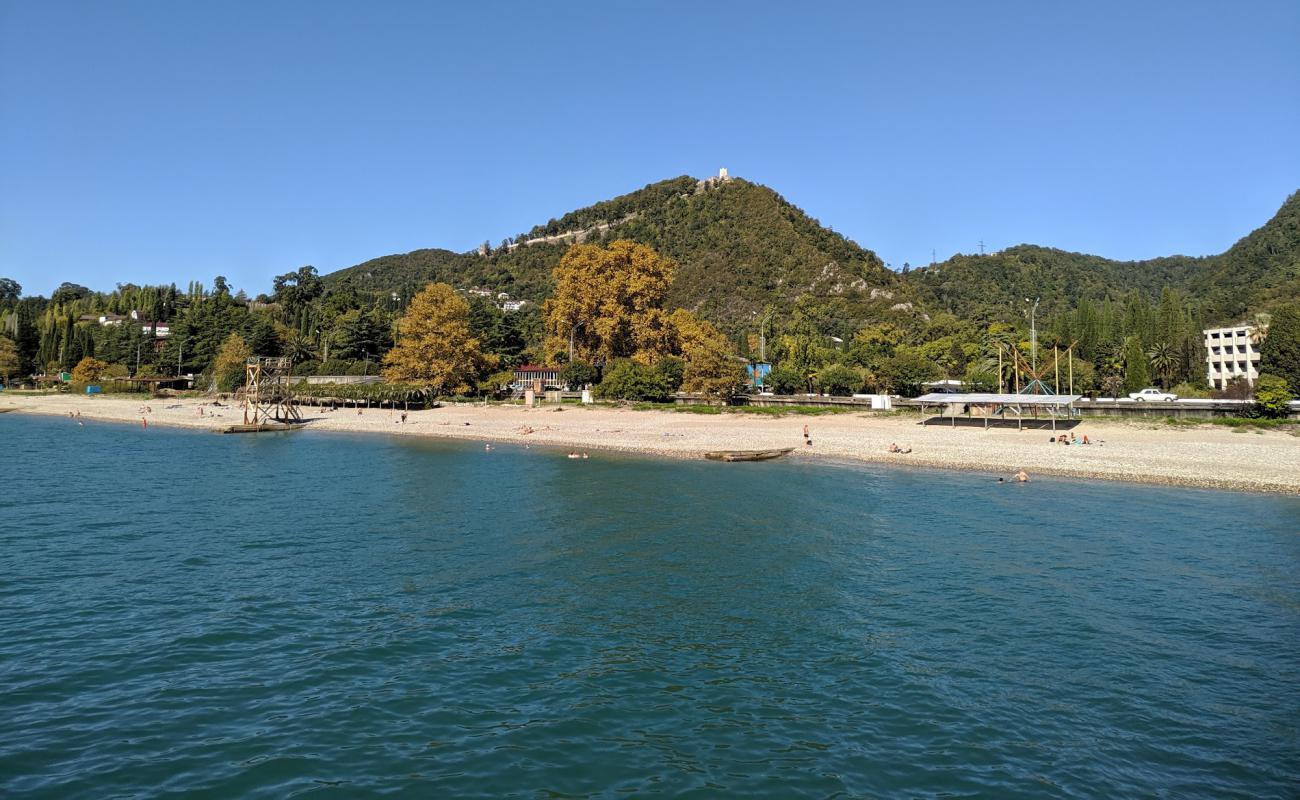 Novyy Afon beach'in fotoğrafı hafif çakıl yüzey ile