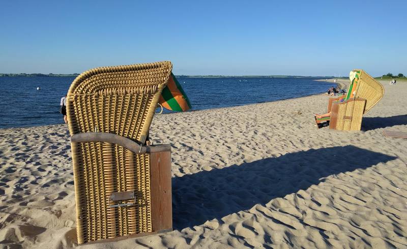 Strand Langballig'in fotoğrafı parlak kum yüzey ile