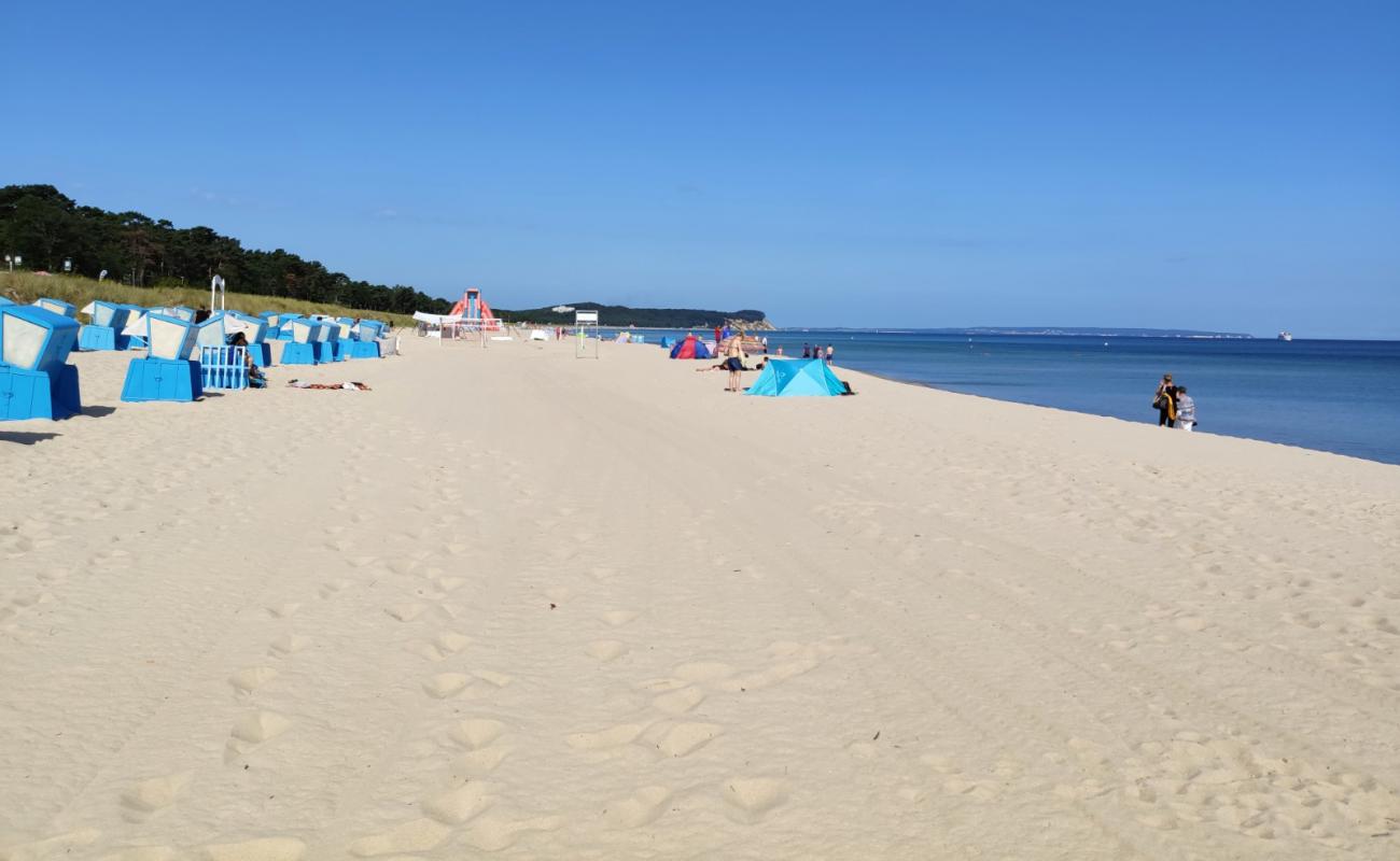 Hundestrand Gohren'in fotoğrafı parlak kum yüzey ile