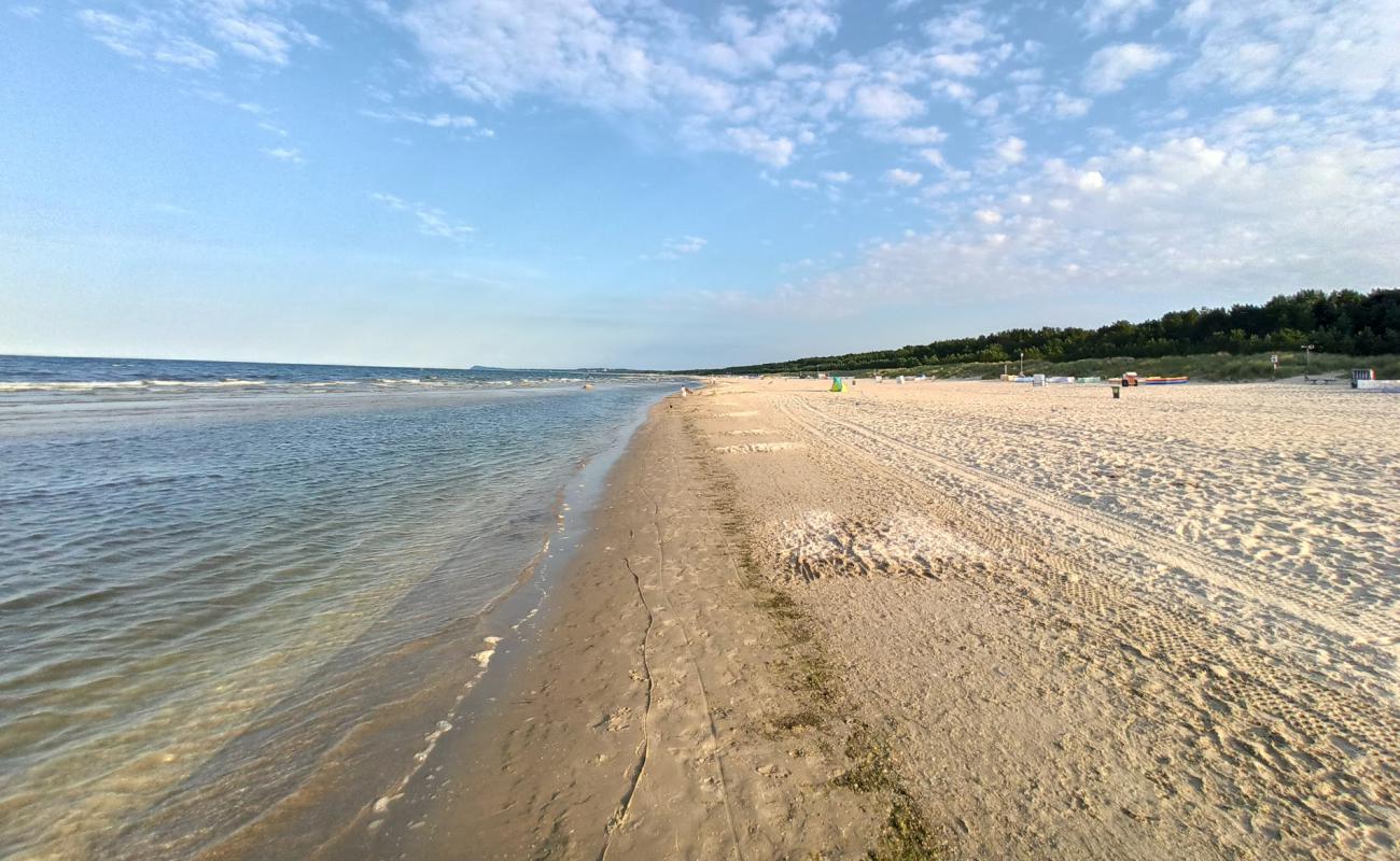 Strand Karlshagen'in fotoğrafı parlak kum yüzey ile