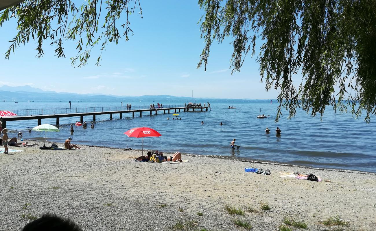 Strandbad Langenargen'in fotoğrafı gri çakıl taşı yüzey ile