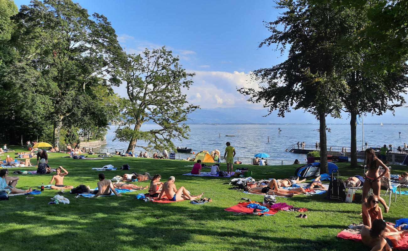 Lindenhofbad'in fotoğrafı beton kapak yüzey ile