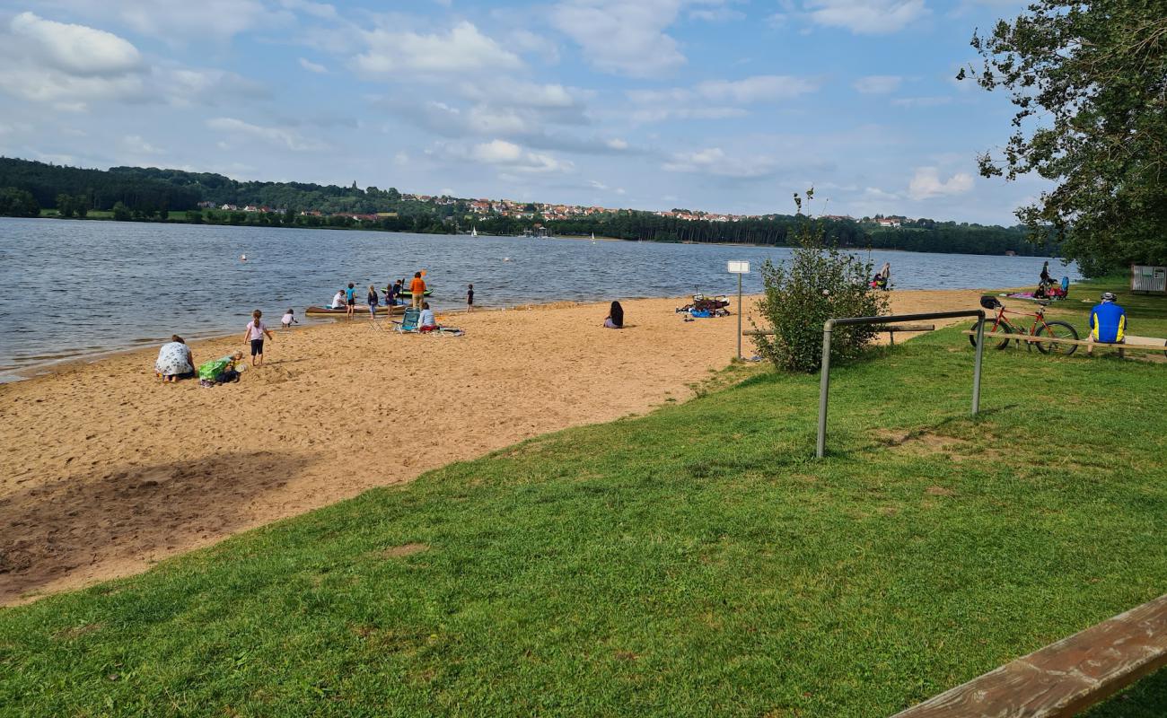 Badestrand Langlau'in fotoğrafı parlak kum yüzey ile