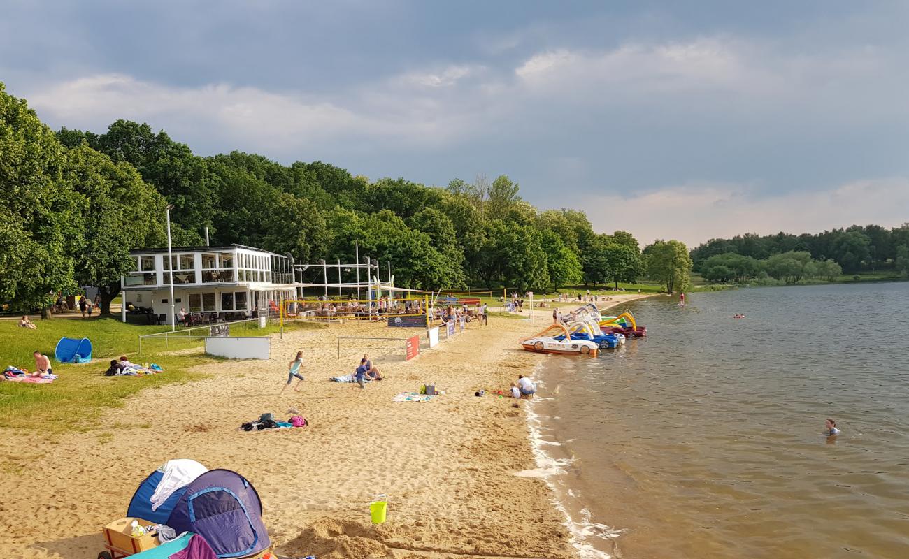 Talsperre Bautzen Beach'in fotoğrafı açık bej kum yüzey ile