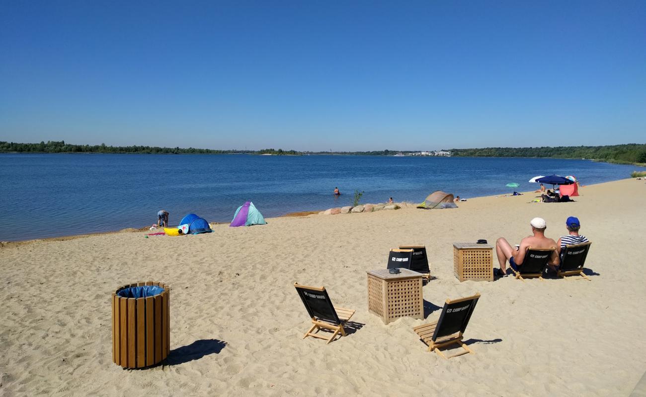 Auenhainer Strand'in fotoğrafı açık bej kum yüzey ile