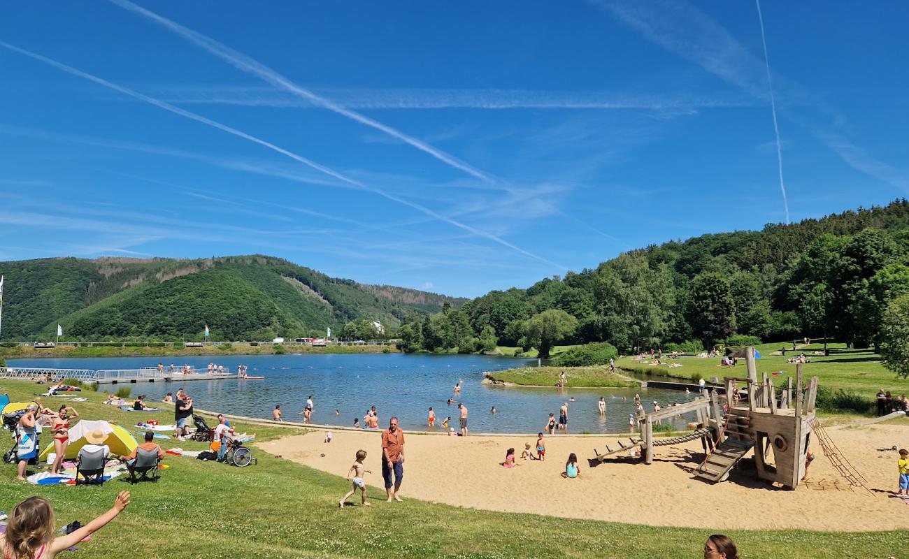 Freibad am Rursee'in fotoğrafı çim yüzey ile