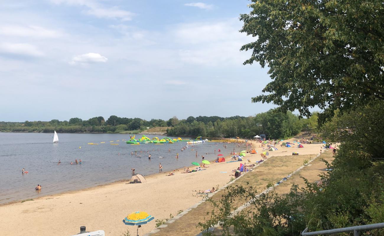Grosskoschen Plajı'in fotoğrafı açık bej kum yüzey ile