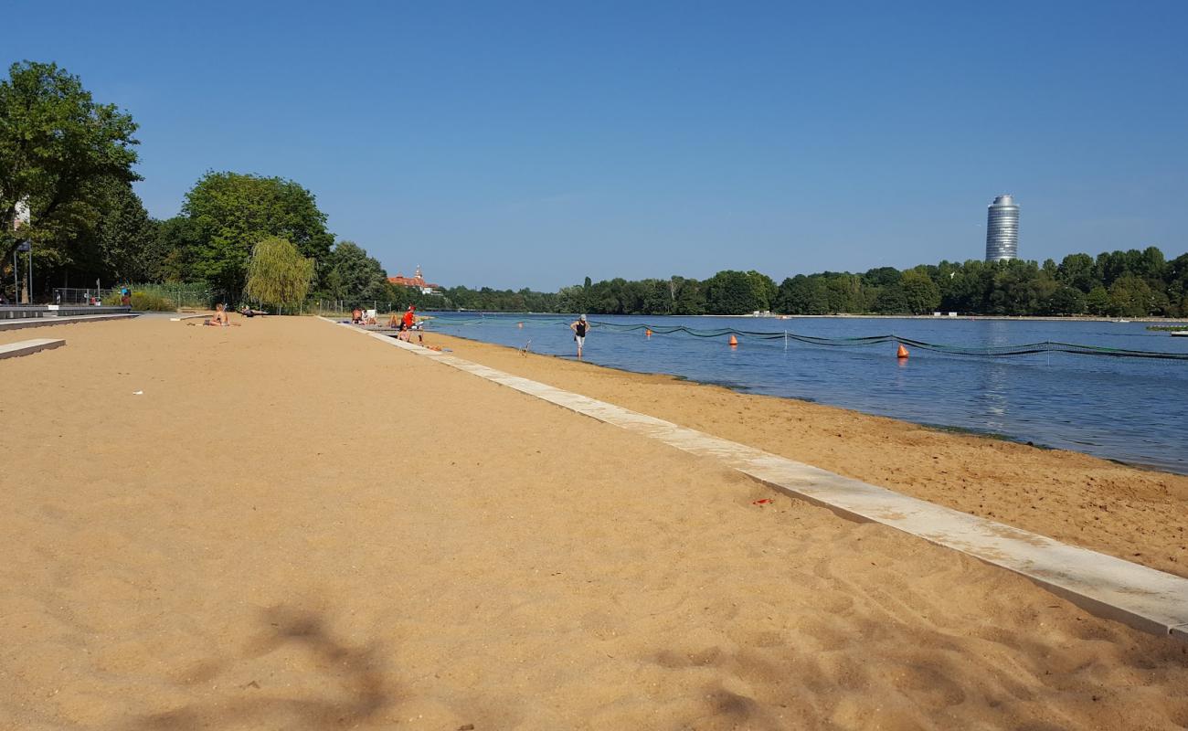 Sandstrand Wohrder See'in fotoğrafı parlak kum yüzey ile