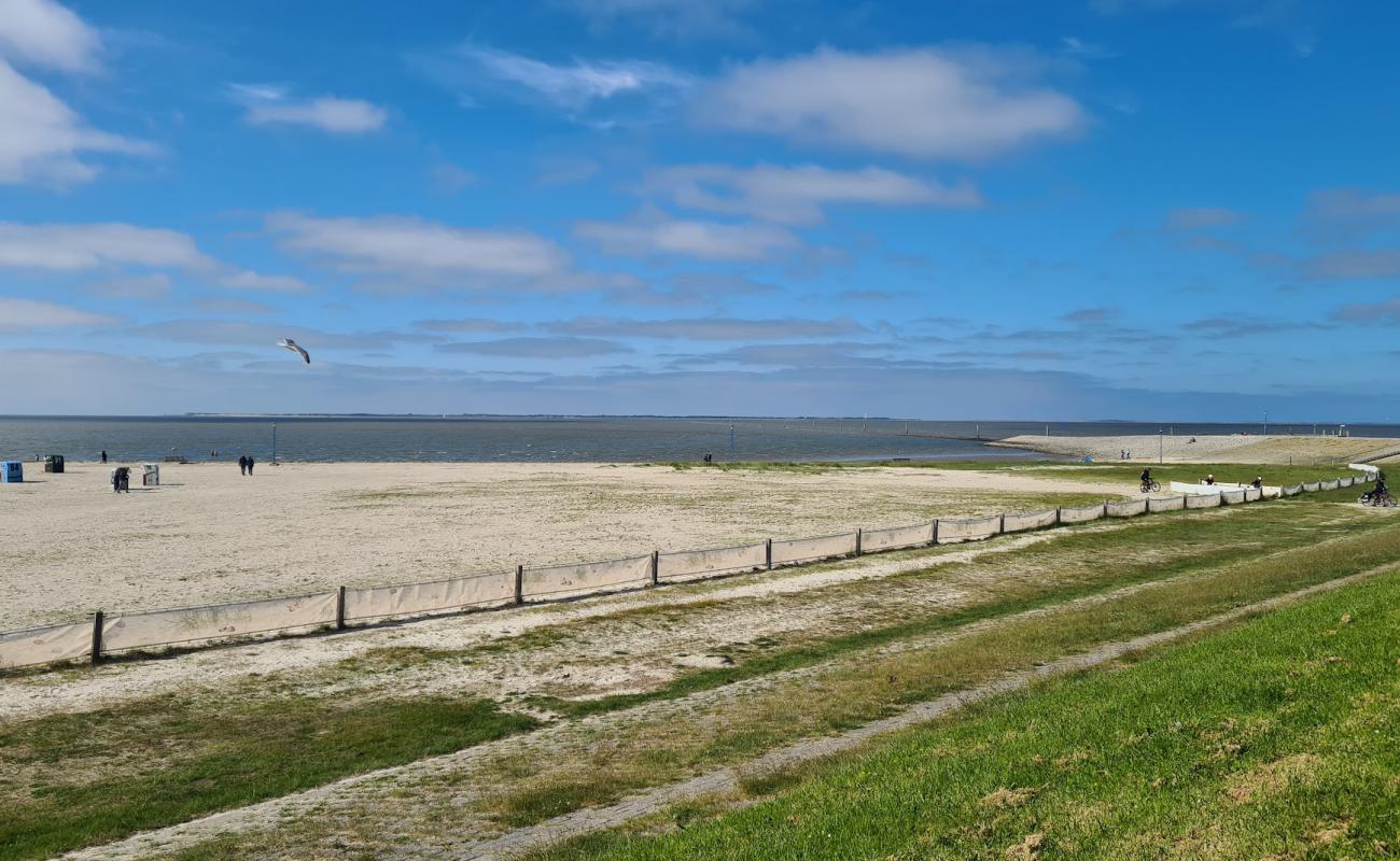 Badestrand Beach'in fotoğrafı parlak kum yüzey ile