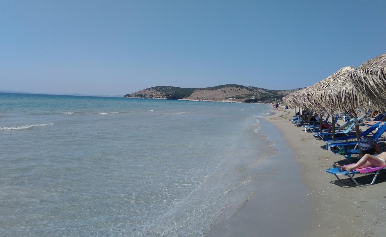 Makrigiali beach'in fotoğrafı parlak kum yüzey ile