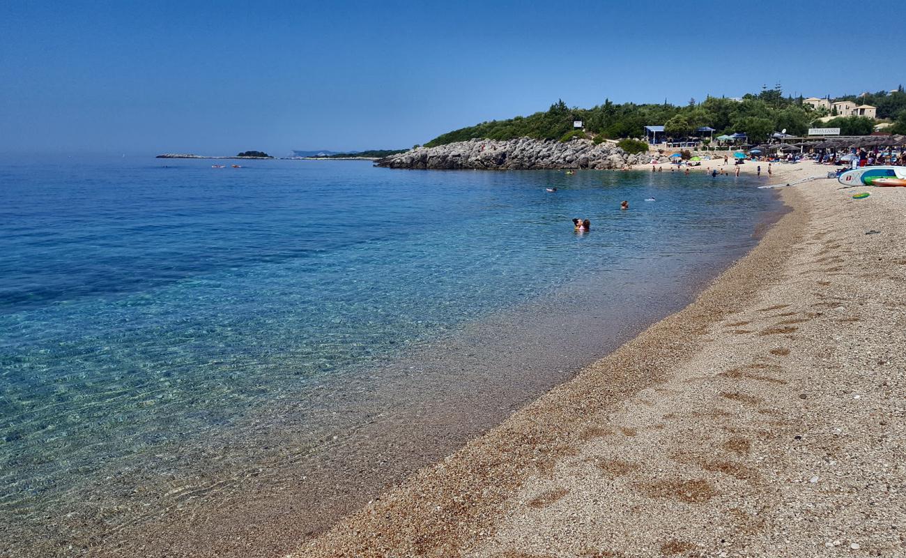 Megali Ammos Plajı'in fotoğrafı beyaz kum yüzey ile