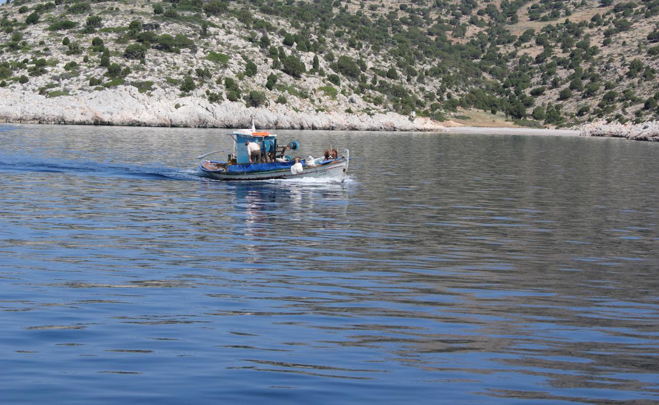 Agios Nikolaos beach III'in fotoğrafı hafif çakıl yüzey ile