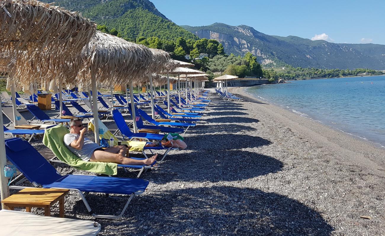 Asproneri beach II'in fotoğrafı küçük gri çakıllar yüzey ile