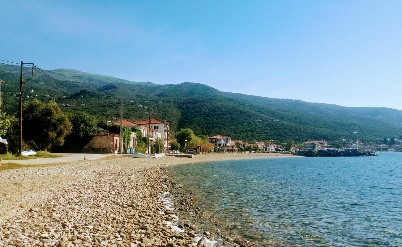 Kato Gatzea beach'in fotoğrafı taşlı kum yüzey ile