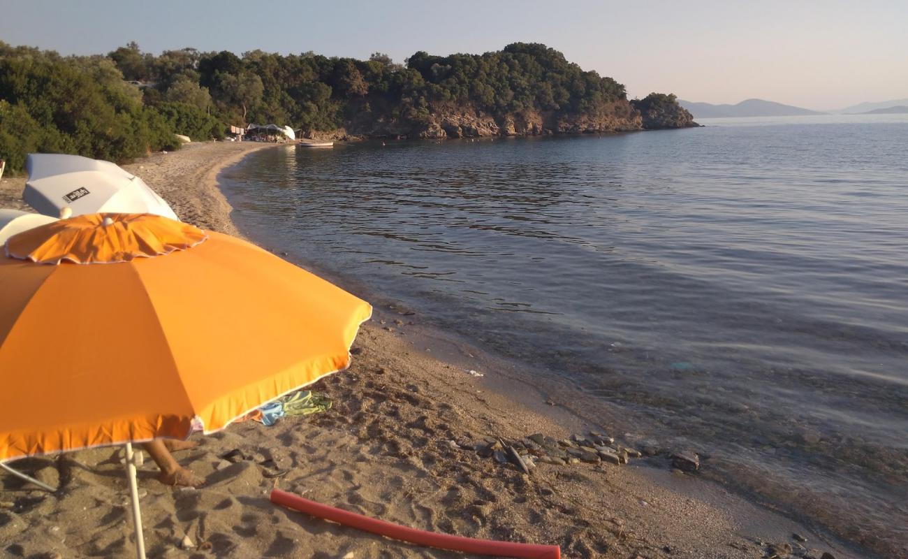 St. Sostis mini beach'in fotoğrafı kahverengi kum yüzey ile