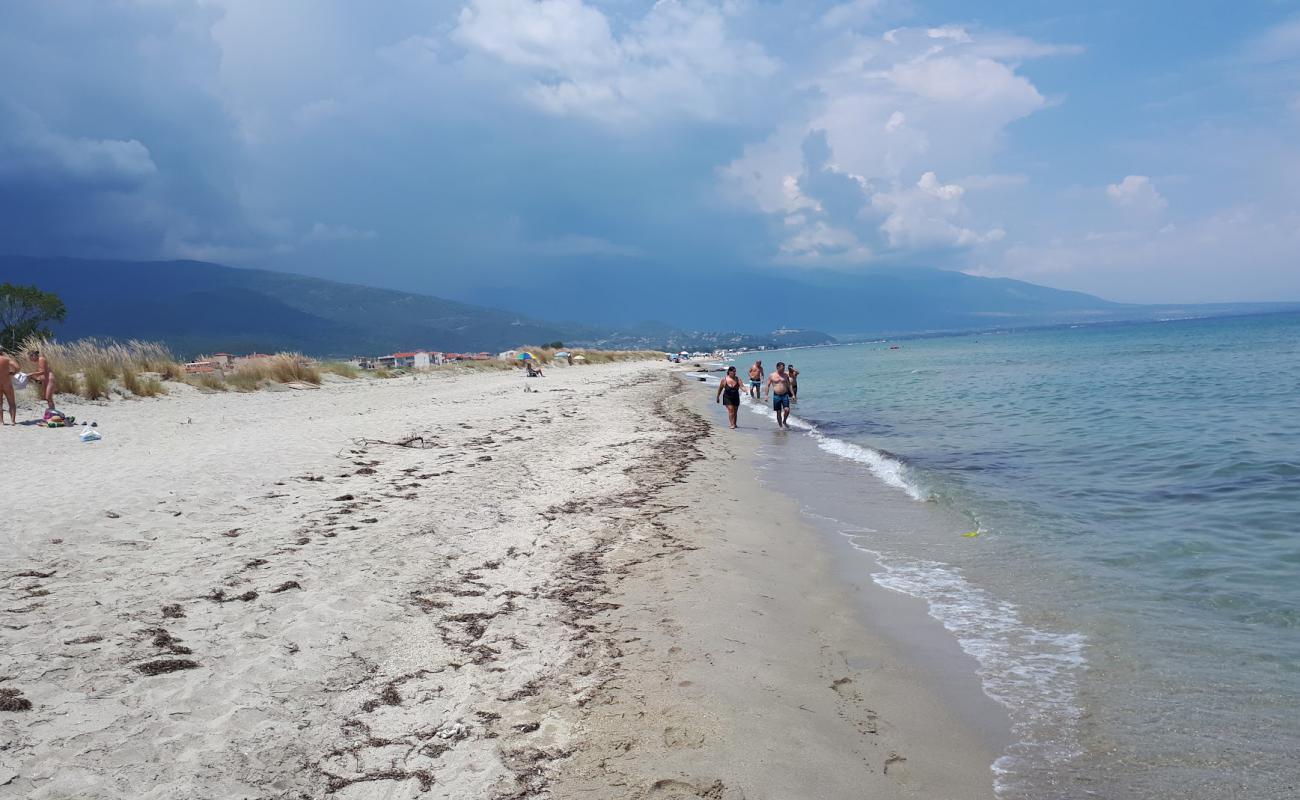 Nei Pori nudist beach'in fotoğrafı parlak kum yüzey ile