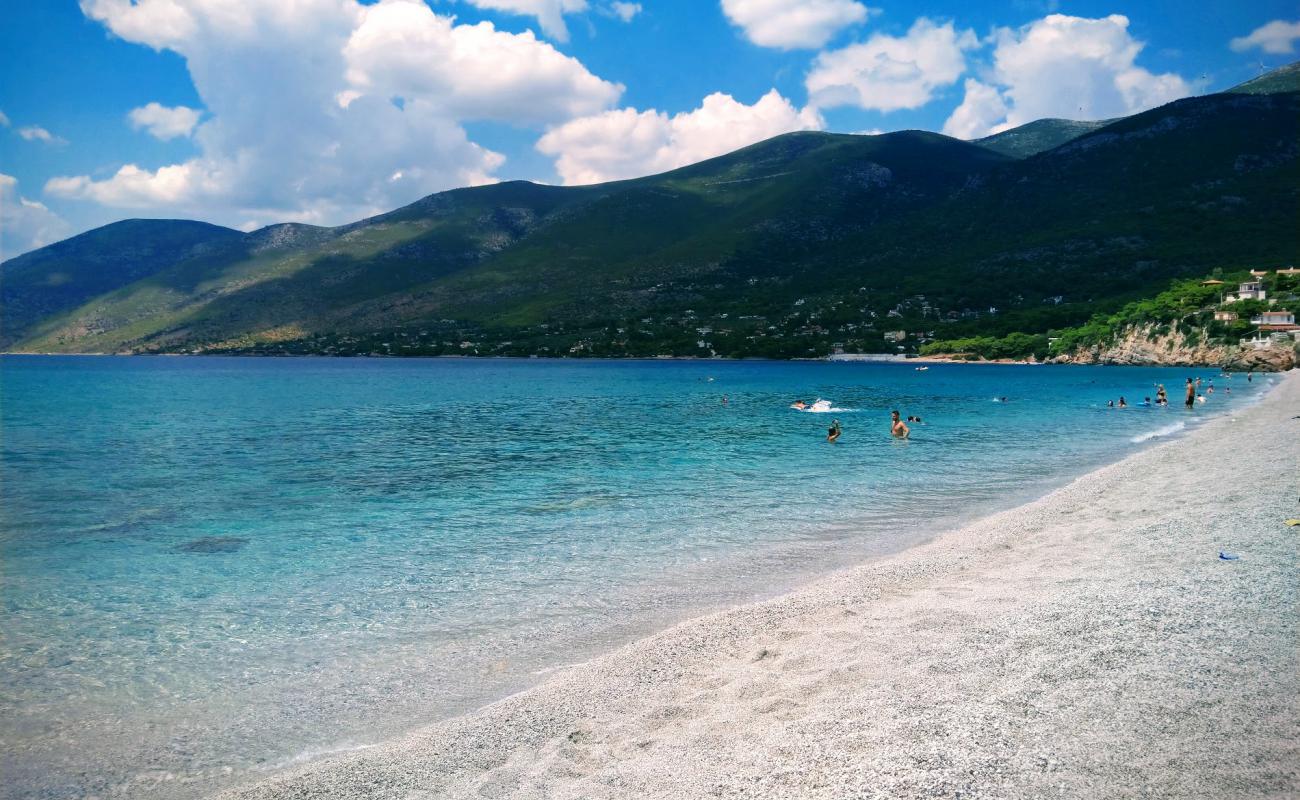 Porto Germeno Plajı'in fotoğrafı hafif ince çakıl taş yüzey ile