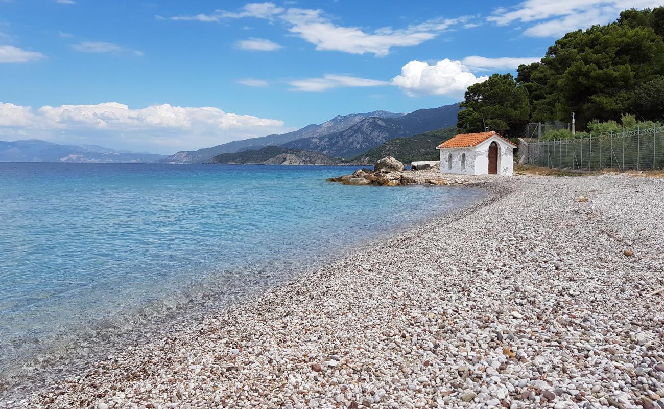 BEACH ALKYONIDOS'in fotoğrafı hafif ince çakıl taş yüzey ile