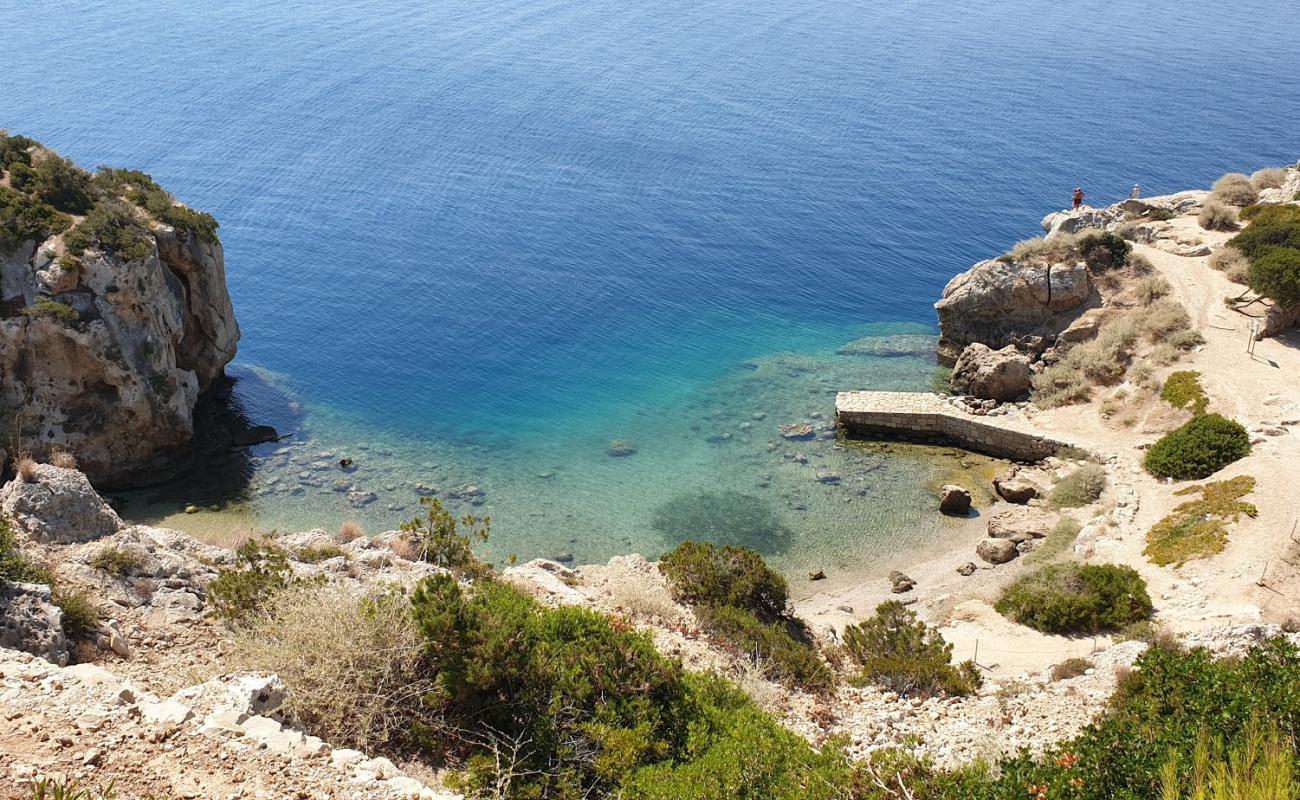 Heraclion bay'in fotoğrafı koyu i̇nce çakıl yüzey ile