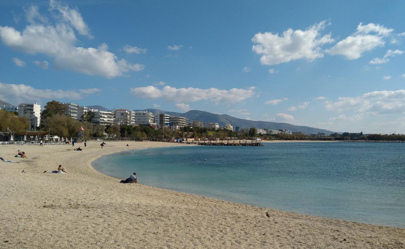 Kalamaki Plajı'in fotoğrafı kahverengi kum yüzey ile