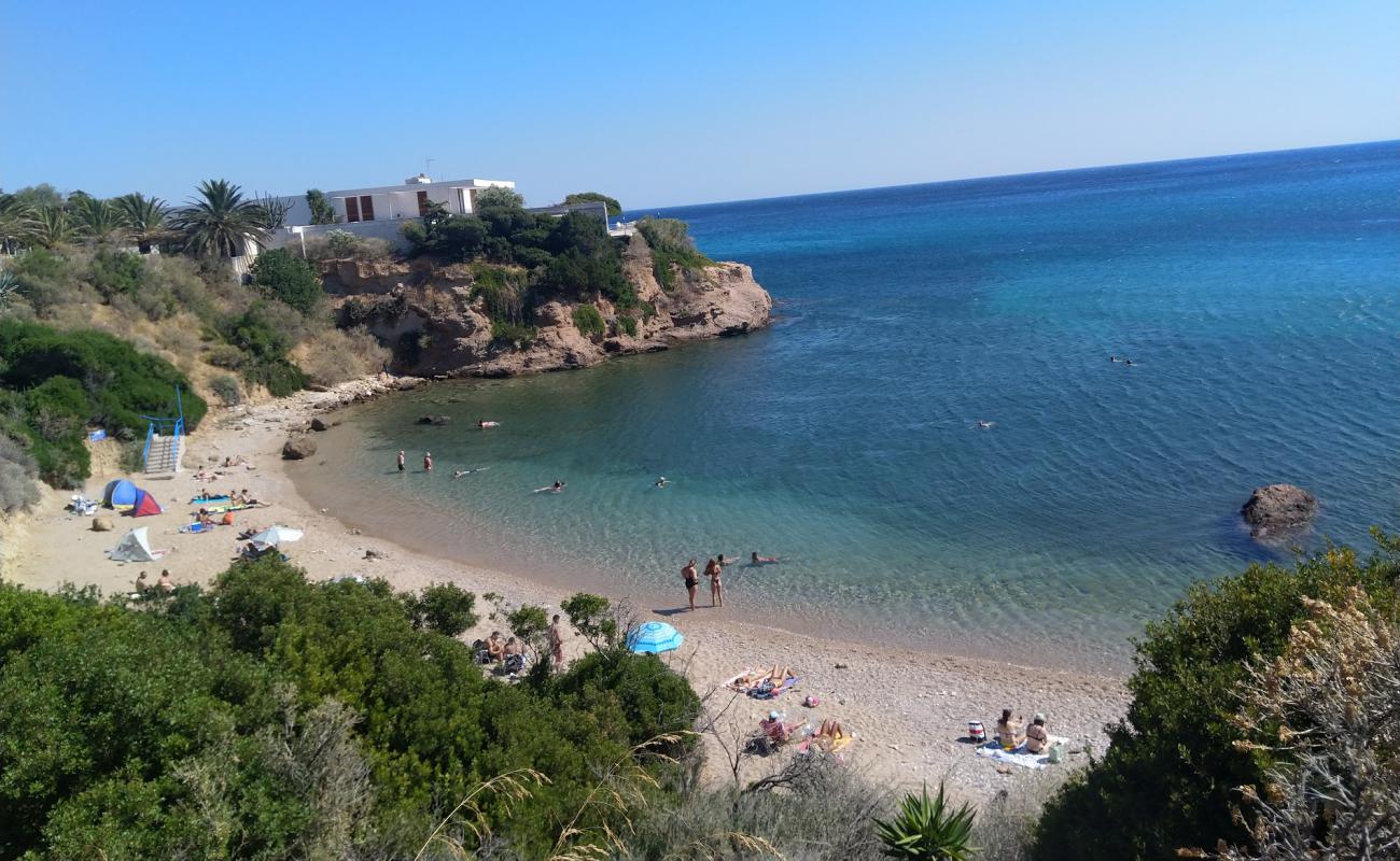 Althea Plajı'in fotoğrafı parlak kum yüzey ile