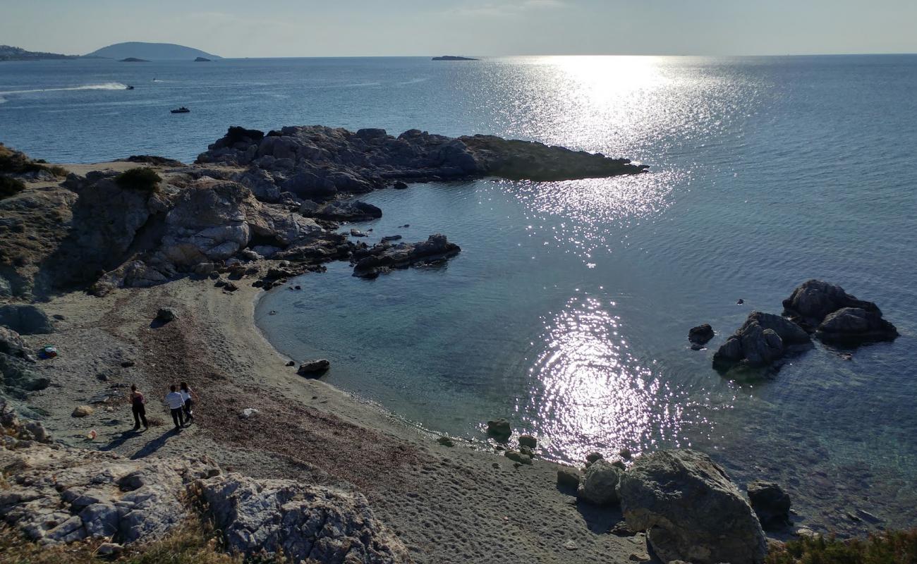 Paralia Kolpiskos'in fotoğrafı taşlı kum yüzey ile