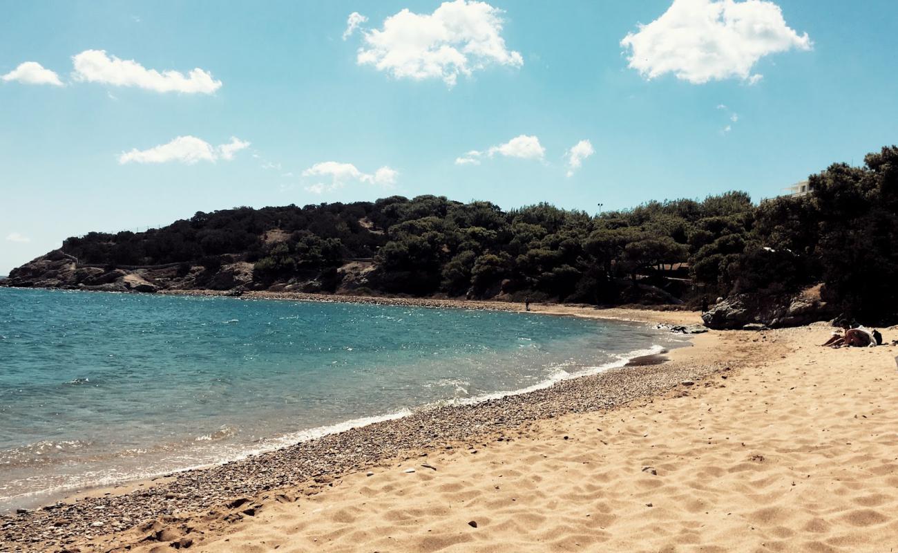 Legrena Beach II'in fotoğrafı parlak kum yüzey ile