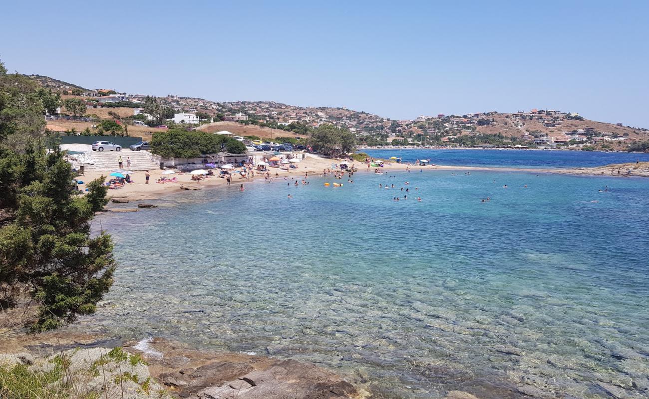 Gold Moon Beach'in fotoğrafı kahverengi kum yüzey ile