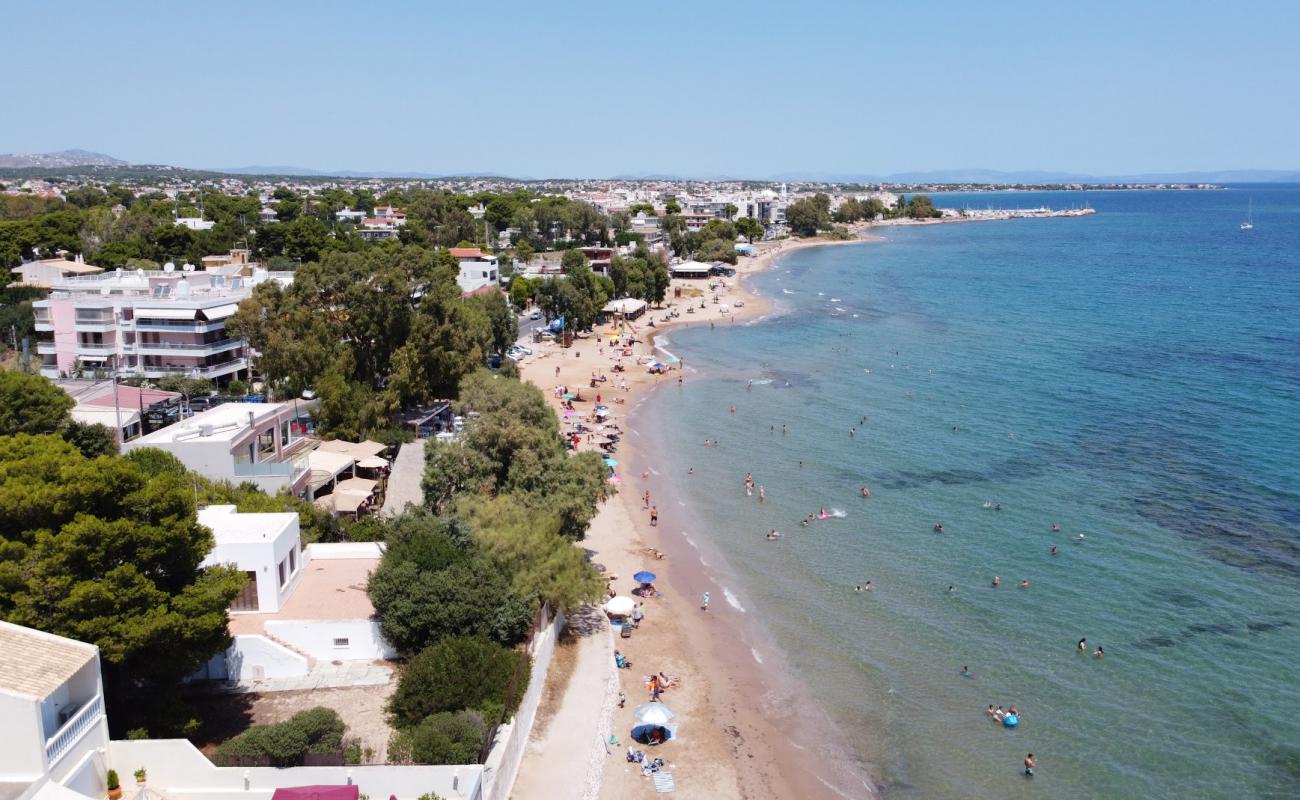 Vravronos beach'in fotoğrafı parlak kum yüzey ile