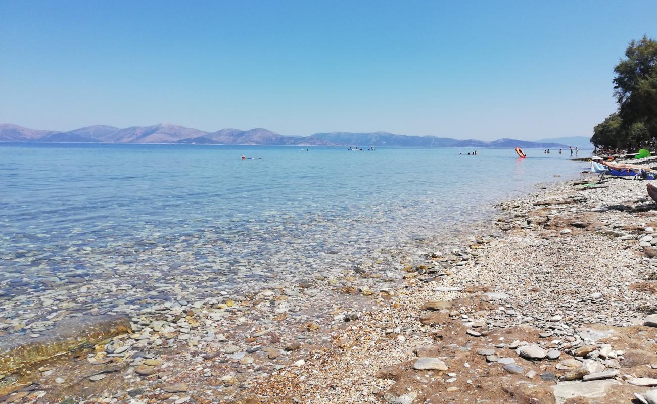 Sesi beach'in fotoğrafı kahverengi çakıl yüzey ile