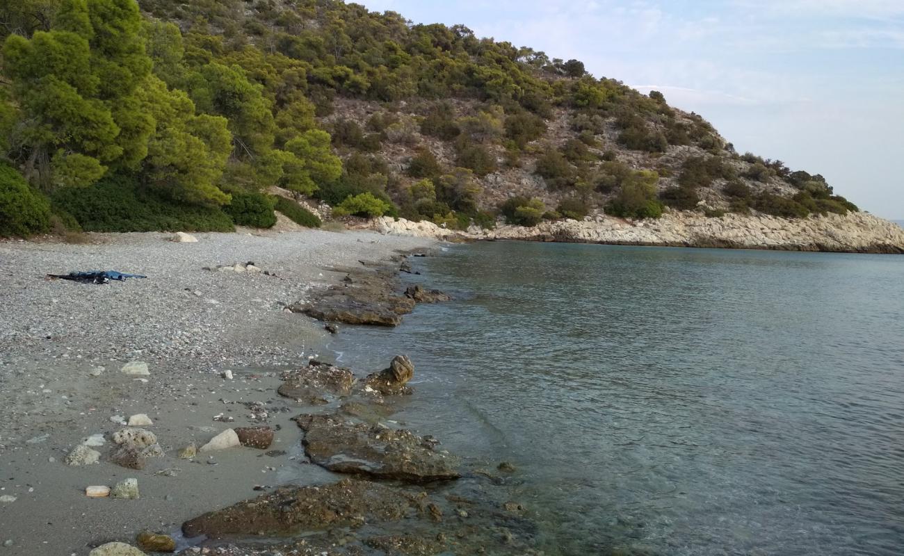 Kanakia IV'in fotoğrafı parlak kum ve kayalar yüzey ile