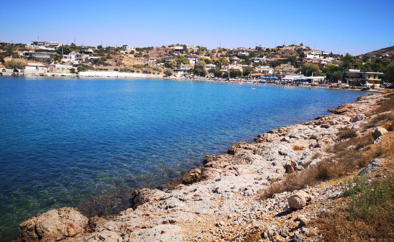 Paralia Mple Limanaki'in fotoğrafı küçük koy ile birlikte