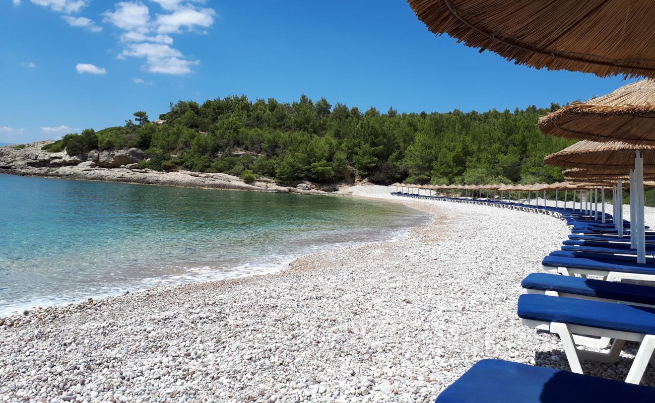 Paralia Xilokeriza'in fotoğrafı bej çakıl yüzey ile