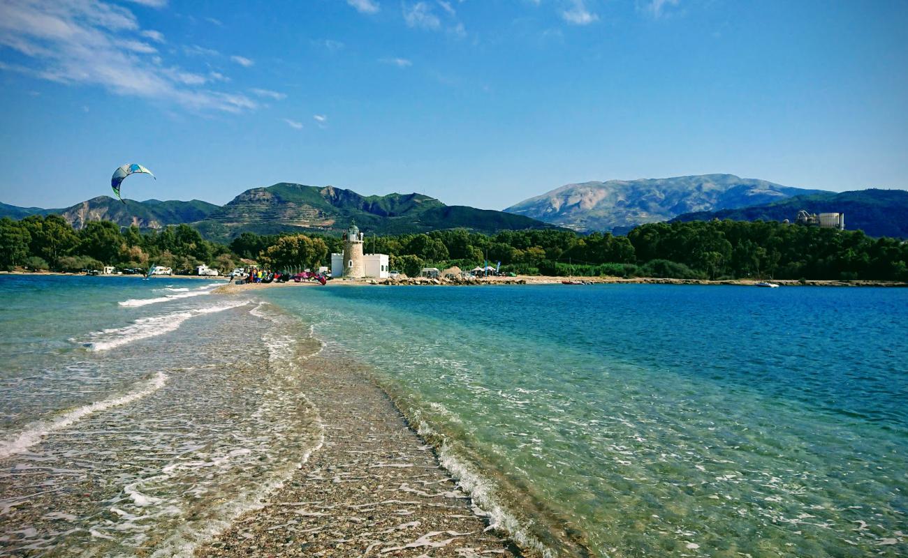 Faros Drapano'in fotoğrafı gri çakıl taşı yüzey ile