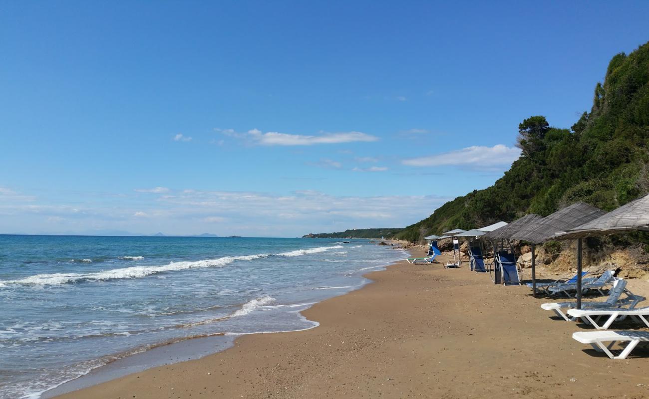 Kastro Killinis II'in fotoğrafı kahverengi kum yüzey ile