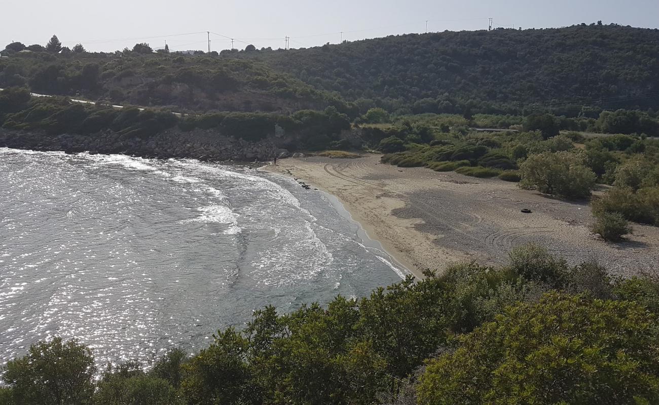 Glossa beach II'in fotoğrafı siyah kum ve çakıllar yüzey ile