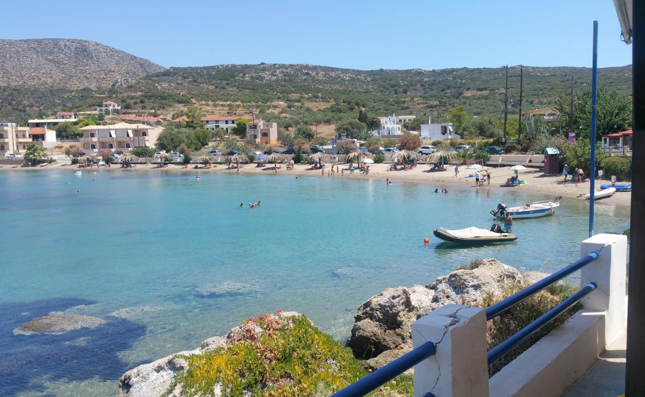 Archangelos beach'in fotoğrafı açık bej kum yüzey ile