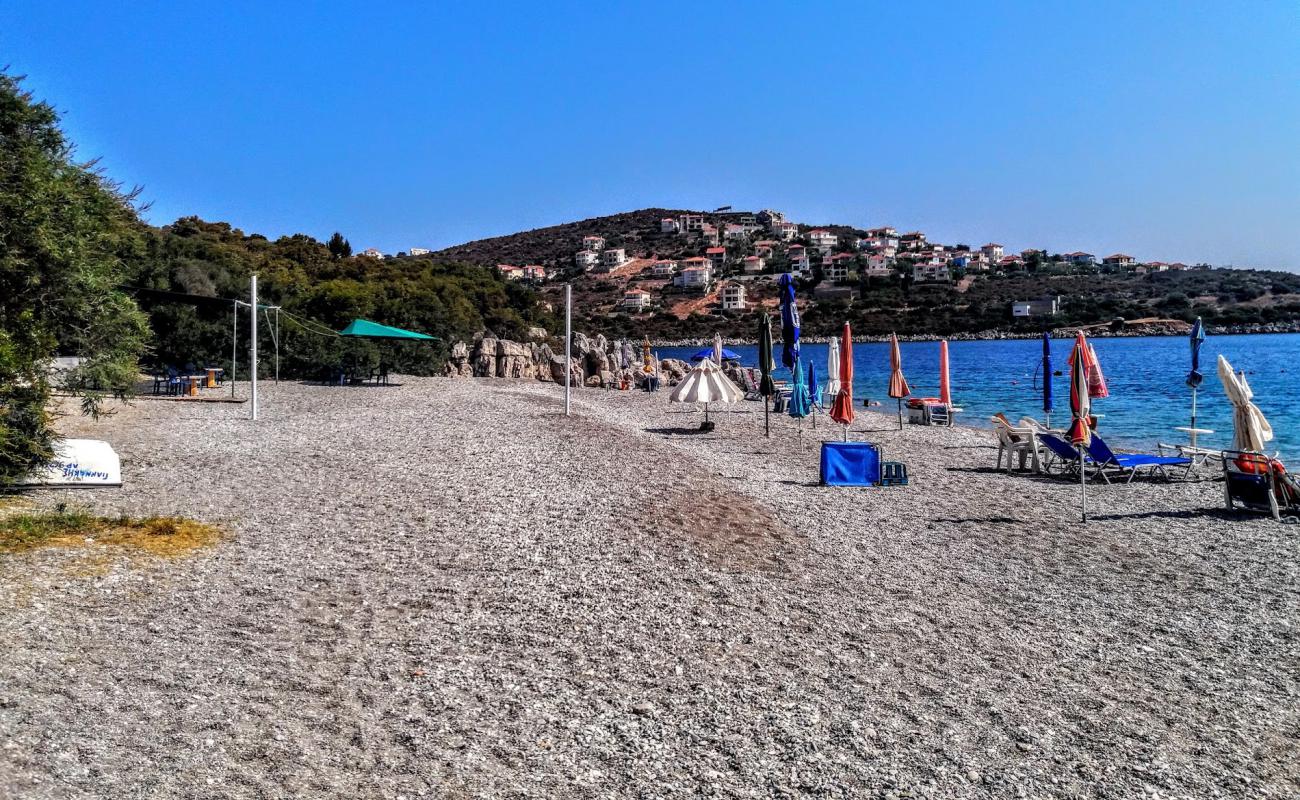 Rempondina beach'in fotoğrafı çakıl ile kum yüzey ile