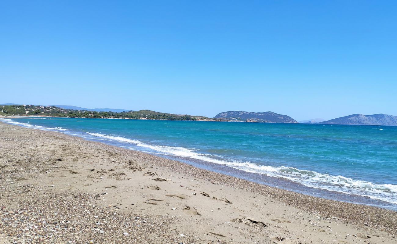 Petrothalassa beach II'in fotoğrafı bej kum ve çakıl yüzey ile
