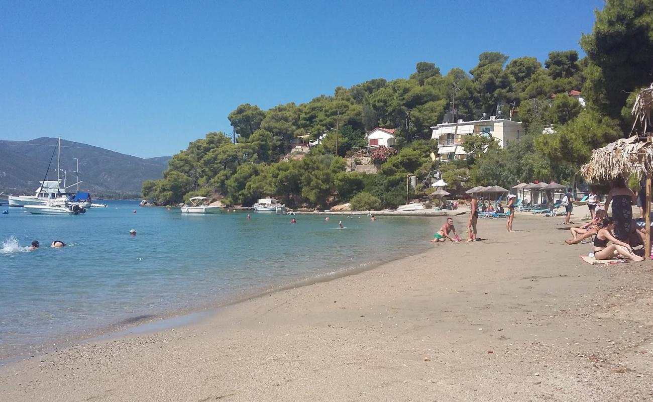 Petros bay'in fotoğrafı çakıl ile kum yüzey ile