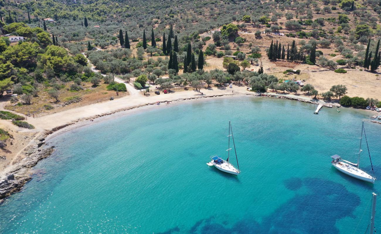 Vagionia bay'in fotoğrafı çakıl ile kum yüzey ile