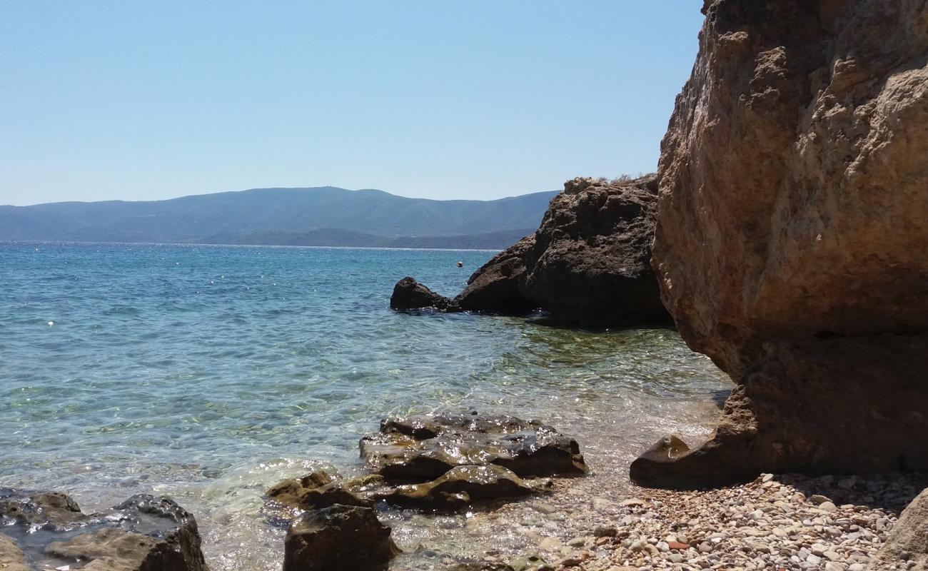Kalamaki beach'in fotoğrafı bej çakıl yüzey ile