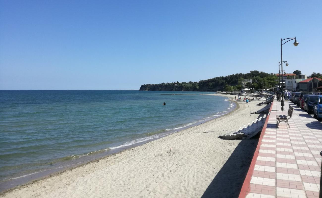 Makrigialos beach'in fotoğrafı gri kum yüzey ile