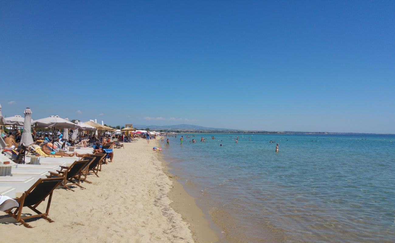 Epanomis Nehri Plajı'in fotoğrafı parlak ince kum yüzey ile