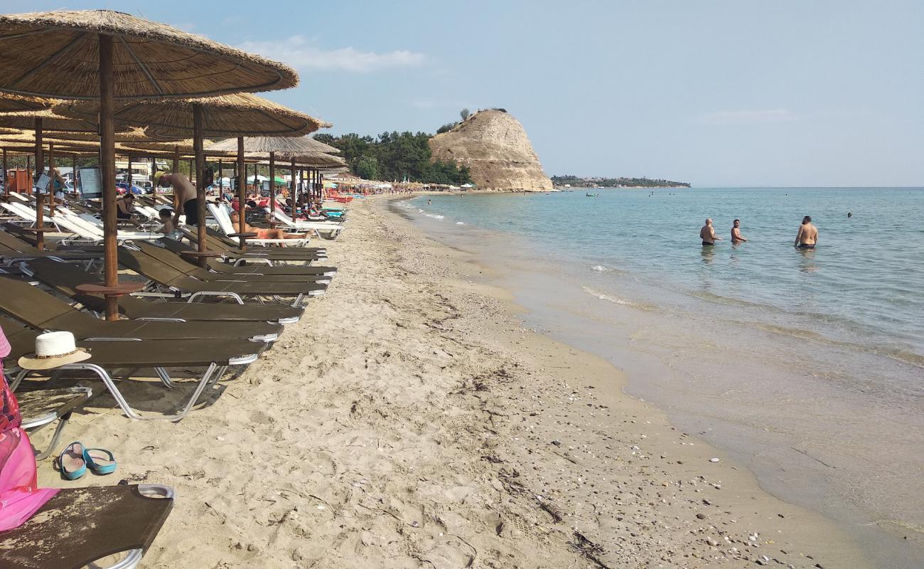 Vergia beach'in fotoğrafı açık bej kum yüzey ile